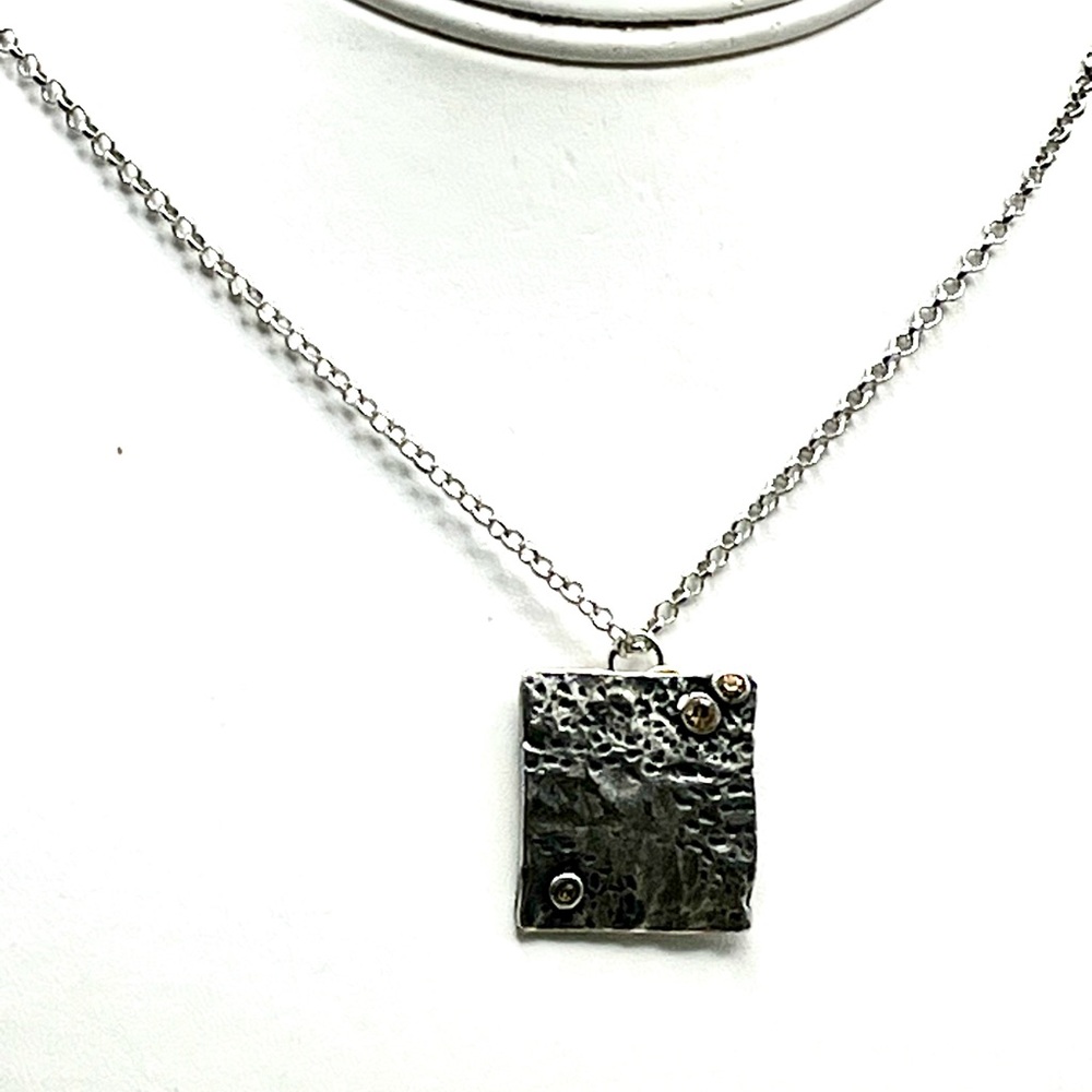 Handcrafted Textured Pendant Necklace with Amber Faceted Stones - Picture 2 of 3